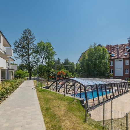 Apartamenty Sun & Snow Baltic Garden Z Basenem I Placem Zabaw Sztutowo Zewnętrze zdjęcie